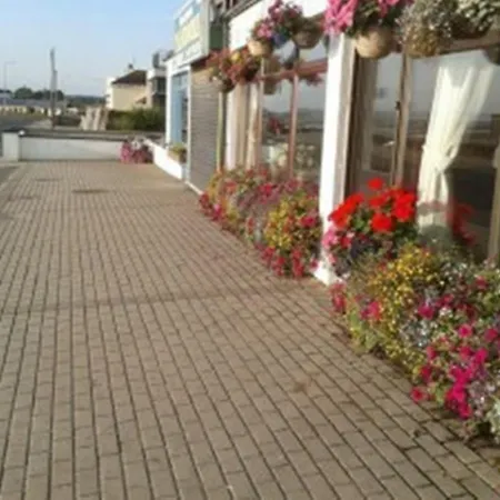 Tara House * Laytown