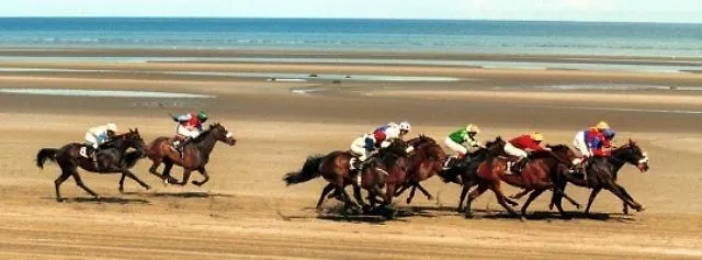 Tara House * Laytown